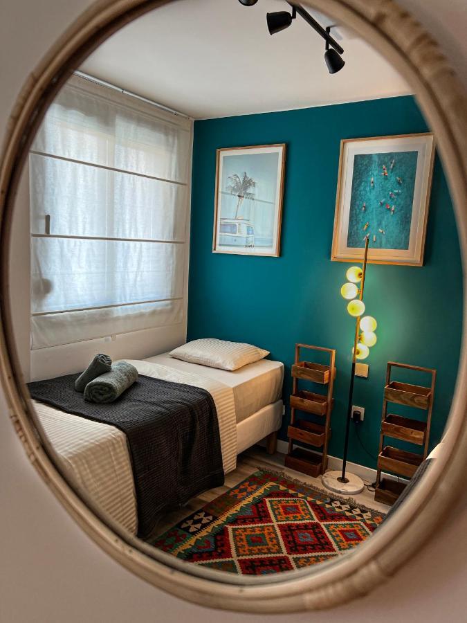 Apartment 3 Bedrooms, Spacious 60 M From The El Medano (Tenerife)