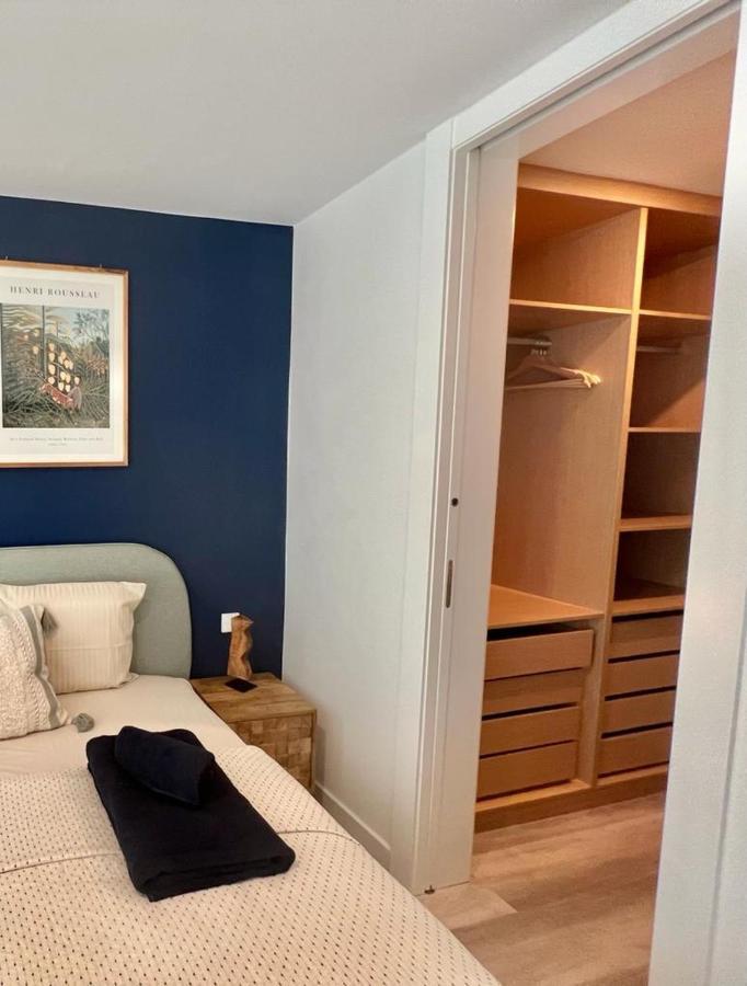 3 Bedrooms, Spacious 60 M From The Apartment El Medano (Tenerife)